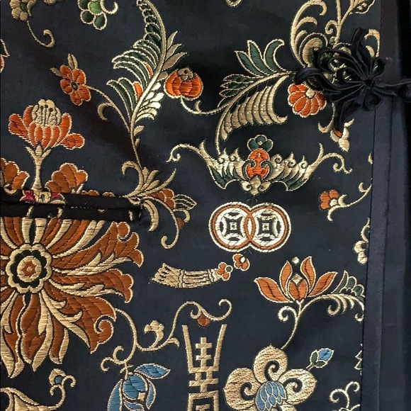 NWOT Gorgeous Embroidered Coat from Hong Kong - Picture 4 of 8